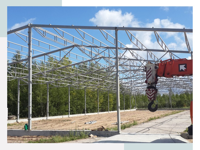 Строительство конюшен в Полысаево от 617 руб. под ключ