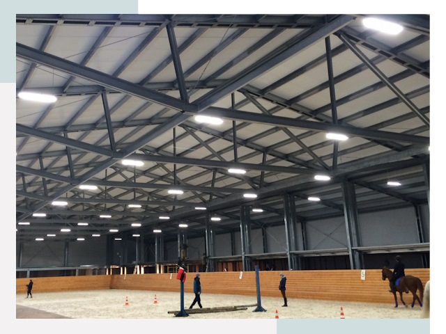 Строительство конных манежей от 617 руб в Полысаево