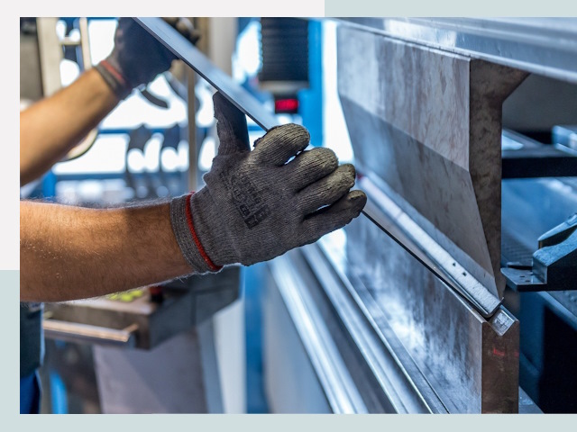 Гибка металла в Полысаеве